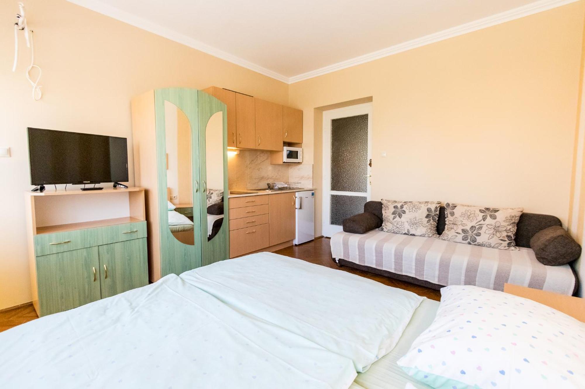 Lara Apartments Siofok Exterior photo